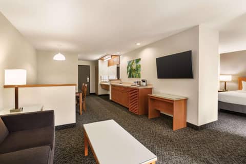 Radisson Hotel Portland Airport — photo 2