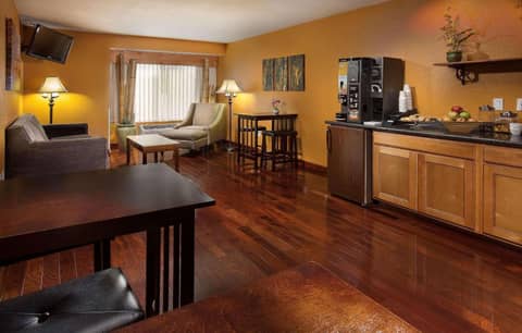 Radisson Hotel Portland Airport — photo 6