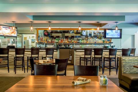 Radisson Hotel Portland Airport — photo 8