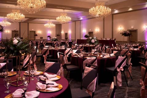 Four Points by Sheraton Milwaukee North Shore — photo 9