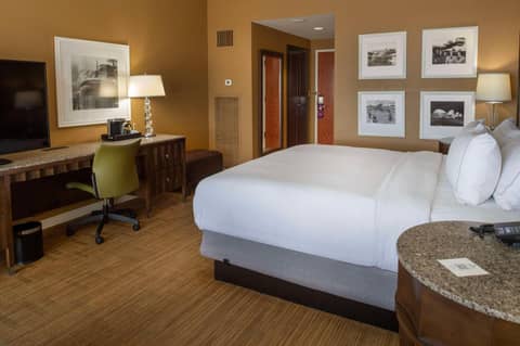 Hilton St. Louis Airport — hotel room