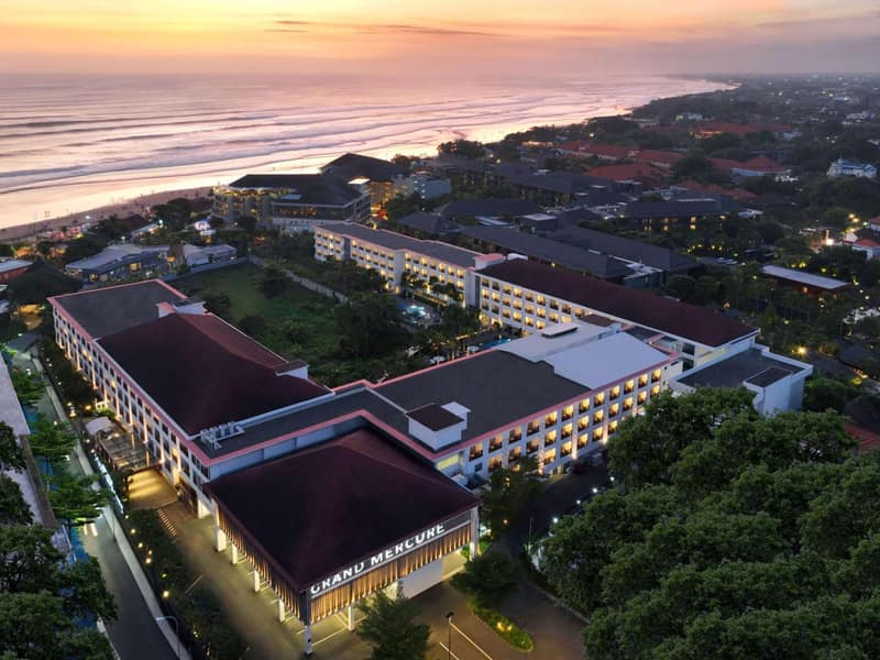 Grand Mercure Bali Seminyak — building