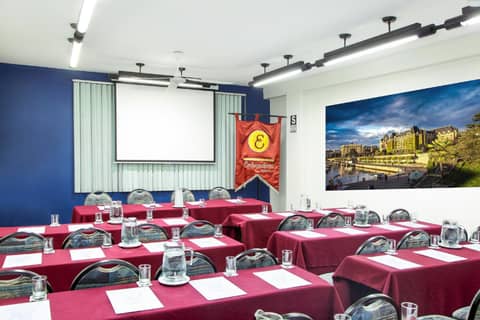 Embajadores Hotel — photo 4