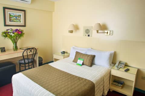 Embajadores Hotel — photo 7