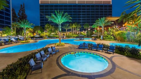 Disneyland Hotel — recepcion & lobby