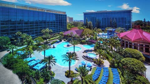 Disneyland Hotel — photo 6