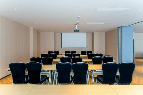Holiday Inn Express Hangzhou Airport by IHG — photo 8