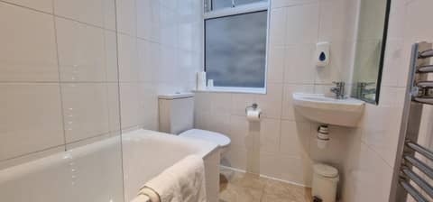 Mermaid Suite Hotel — bathroom