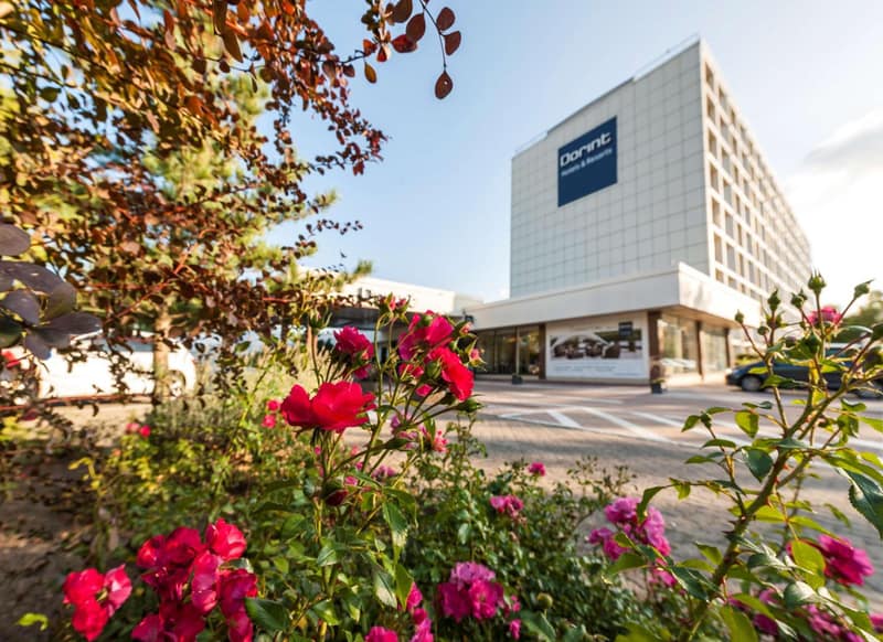 Sunday am Main Taunus Zentrum Frankfurt Sulzbach — building