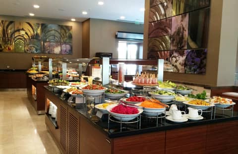 Dedeman Bostanci Istanbul Hotel & Convention Center — photo 8