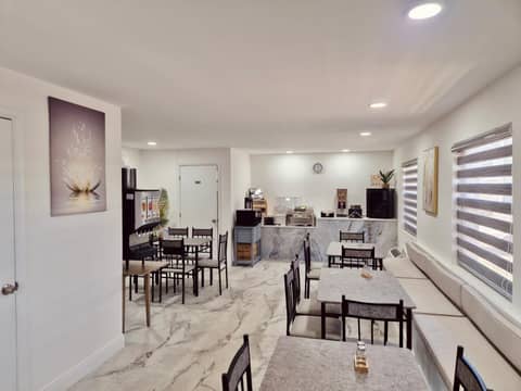 Nova Inn Resort — dining