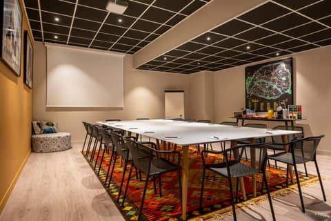 Aparthotel Adagio Paris Bercy Village — meeting & event spaces
