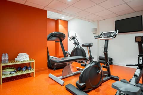 Aparthotel Adagio Paris Bercy Village — activities & amenities
