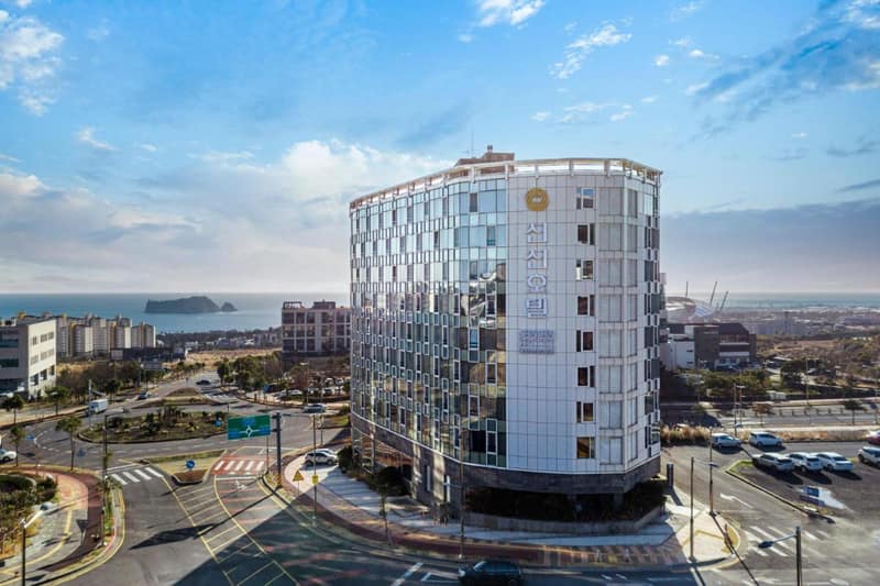 Shin Shin Hotel Jeju Worldcup — building