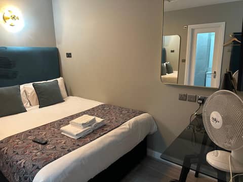 Arran House Hotel — hotel room