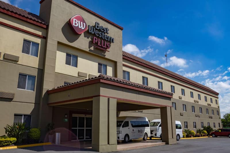 Best Western PLUS Monterrey Airport — building