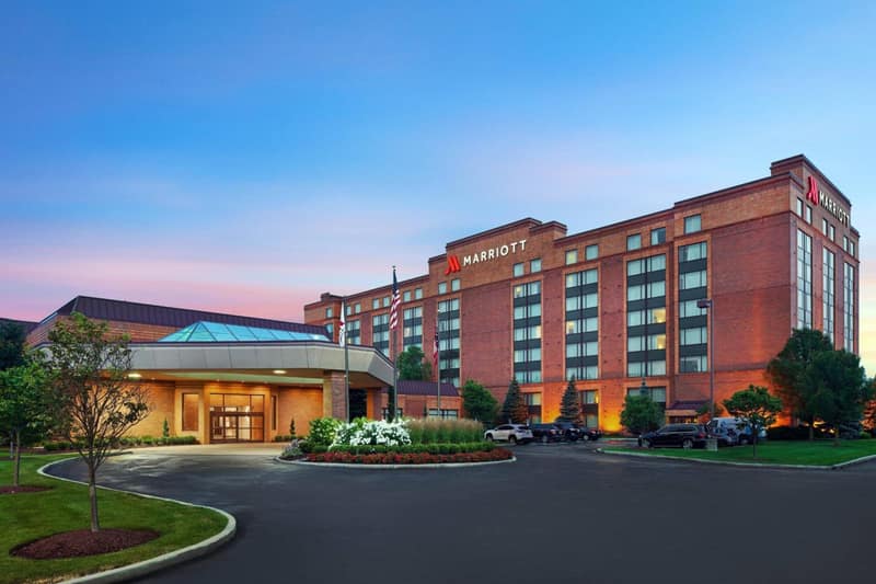 Cleveland Marriott East — building