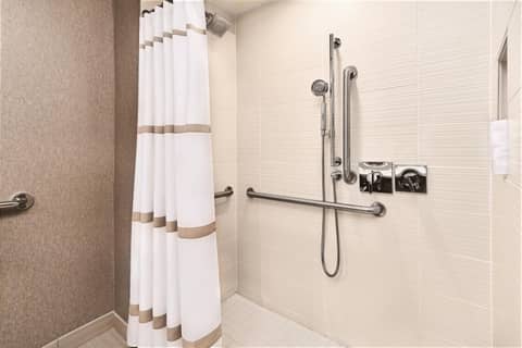 Cleveland Marriott East — photo 2