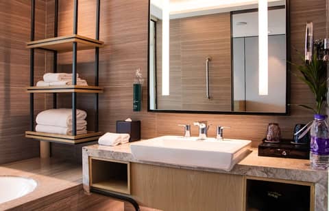 DoubleTree by Hilton Hotel Shenzhen Longhua — photo 3
