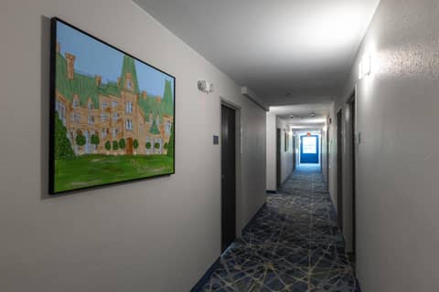 Rodeway Inn & Suites near Outlet Mall - Asheville — photo 2