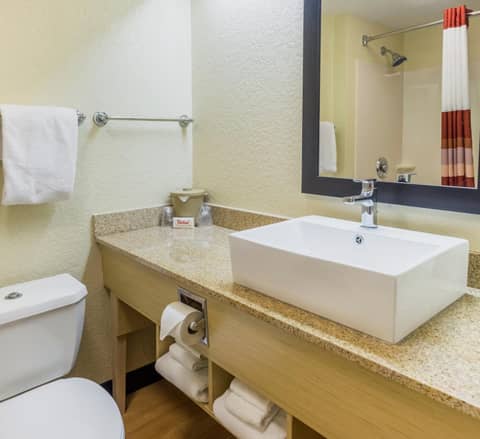 Red Roof Inn PLUS+ West Palm Beach — photo 4