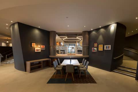 Holiday Inn Edinburgh Zoo by IHG — lounge