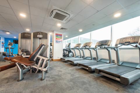Holiday Inn Edinburgh Zoo by IHG — activities & amenities