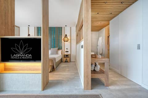 HOVIMA Suites Costa Adeje — photo 2