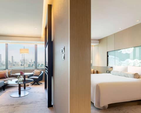Hyatt Centric Victoria Harbour — hotel room