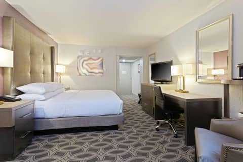 DoubleTree by Hilton Orlando East - UCF Area — photo 7