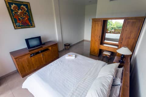 Waroeng Surya Home Stay — photo 8