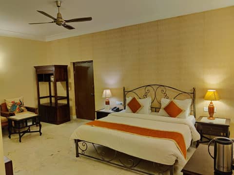 Suryaa Villa - A Boutique Heritage Hotel — photo 4