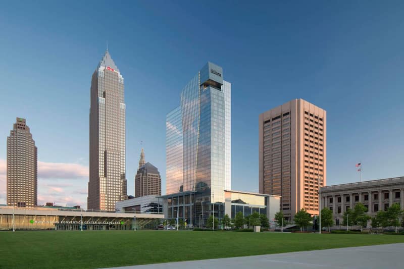 Hilton Cleveland Downtown — building