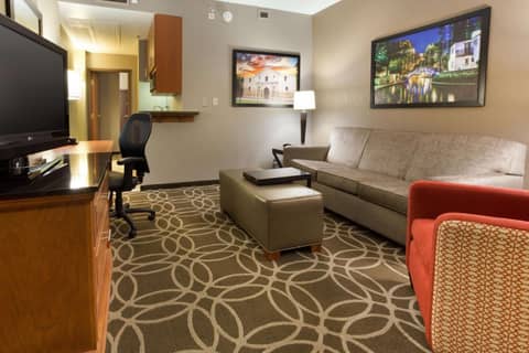Drury Inn & Suites San Antonio Riverwalk — photo 7