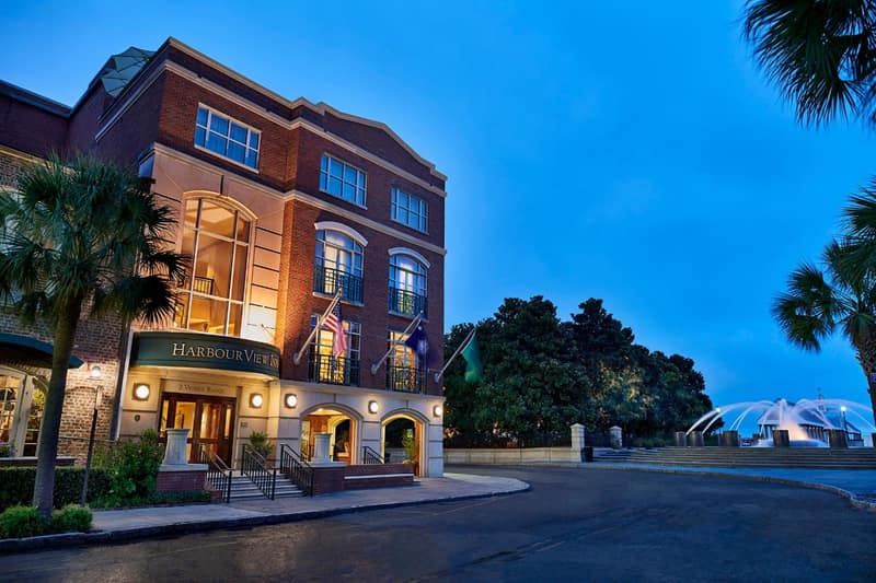 Harbourview Inn — building