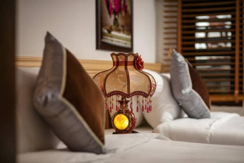 TrangTrang Boutique Hotel — hotel room