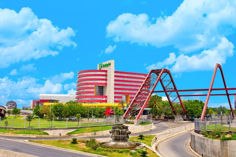 Holiday Inn Monterrey-Parque Fundidora by IHG — building