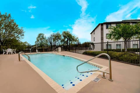 Motel 6-San Antonio, TX - Sea World North — photo 9