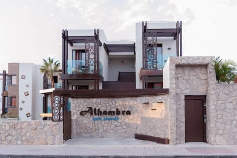 Alhambra Boutique Apartments by PMC Resorts — photo 9