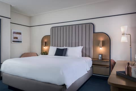 Hu Hotel Memphis — hotel room
