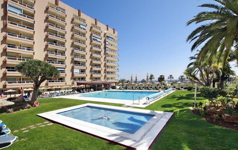Hotel Apartamentos Pyr Fuengirola — photo 1