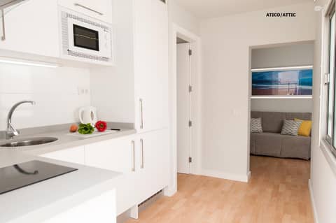 Hotel Apartamento Bajamar — kitchen
