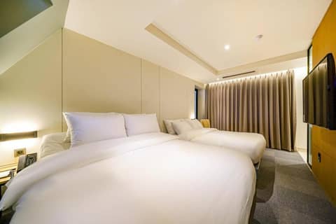 Haeundae The Van Hotel — photo 4