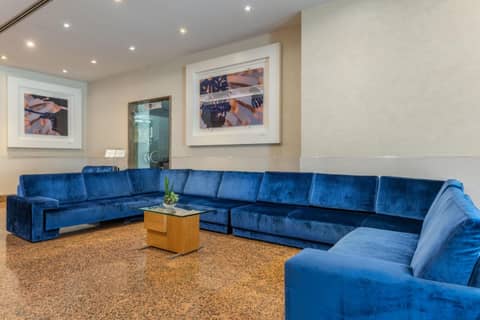 Hilton Garden Inn Rome Colosseum — lounge