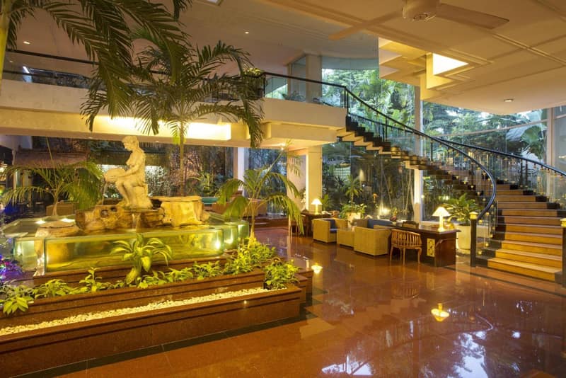Parigata Resorts and Spa — recepcion & lobby