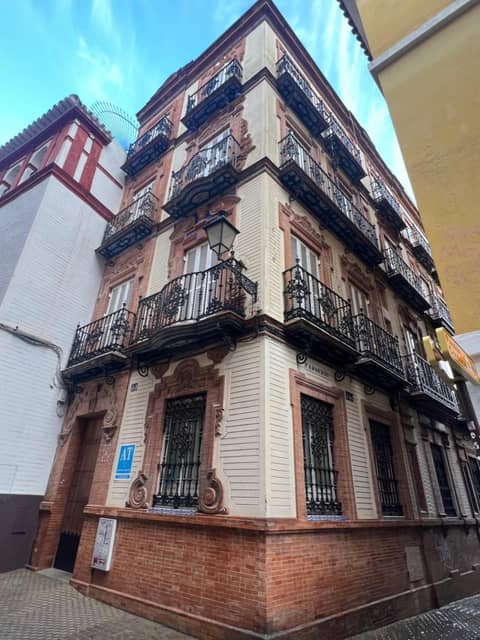 Iberflat Fabiola — building