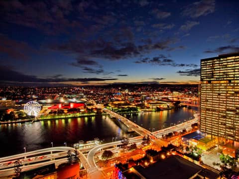 Oaks Brisbane Casino Tower Suites — photo 6