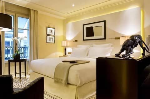 Hôtel Montaigne — photo 8