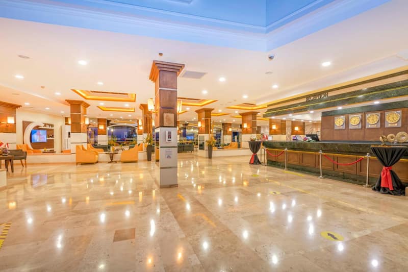 Armas Labada — recepcion & lobby