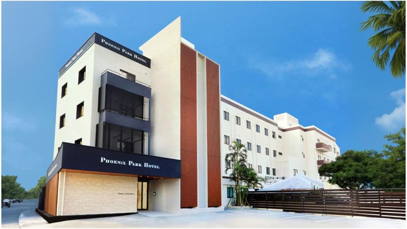 Phoenix Park Hotel — building
